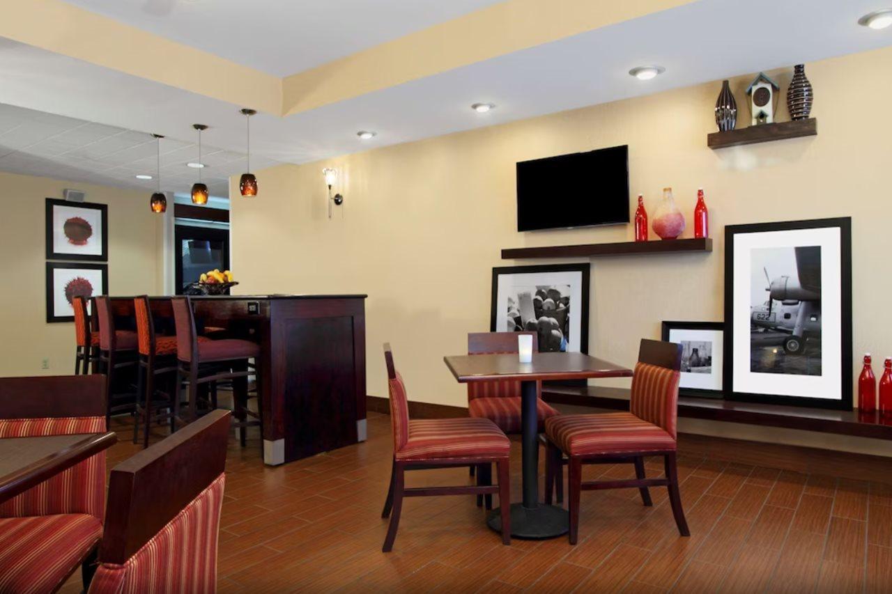 Hampton Inn Columbus-International Airport Gahanna Luaran gambar